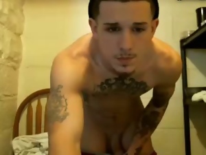 Hot Athetic Guy With Nice Cock On Cam (Florida)