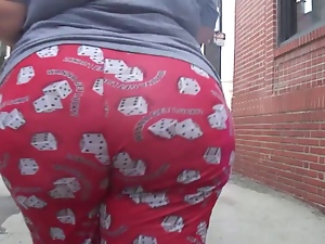 Wide And Huge SSBBW Booty