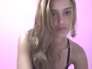 Gorgeous Latina Anal Fun on Her Webcam