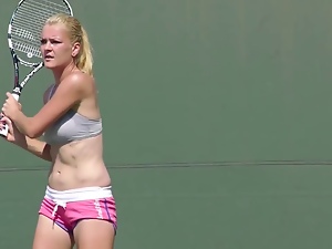 Agnieszka Radwanska hot as hell at practice