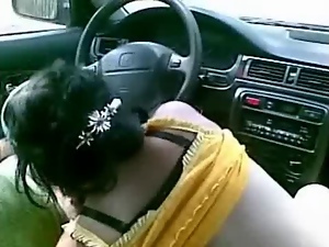 Polish hooker give a routine head in car.
