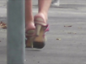 Hot mature in high heels in the street - Voyeur 974