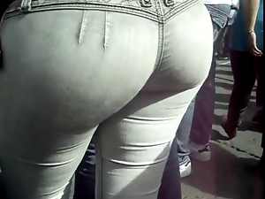 BIG GOOD ASS IN THE PARK