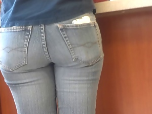white girl, nice tight jeans