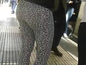 Hot argentinian teen in legging pant